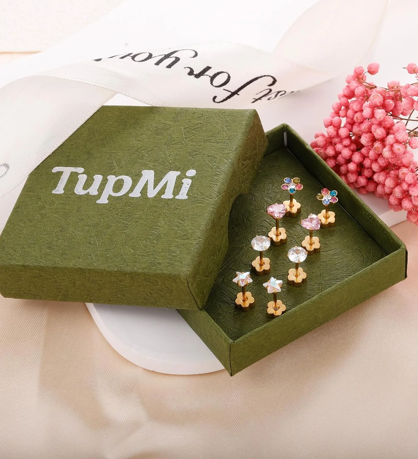4Pairs Hypoallergenic Flat Back Earrings for Women Stainless Steel Cartilage Earrings Flat Back Heart Star Flower Handmade Screw Back Earrings for Sensitive Skin Nap Earrings Gold StyleB