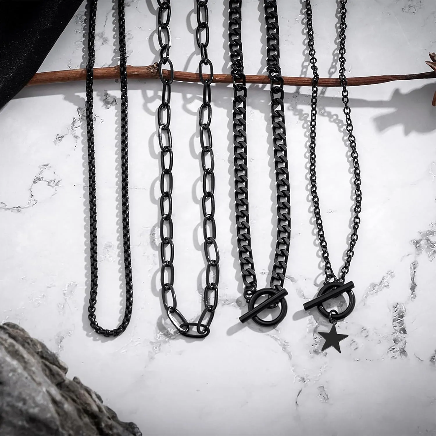 4PCS Gothic Necklace Set Black Layered Necklaces for Women Trendy Star Dangle Necklace Punk Hip Hop Necklaces,Multilayer Adjustable Chain Necklaces Set for Women Jewelry