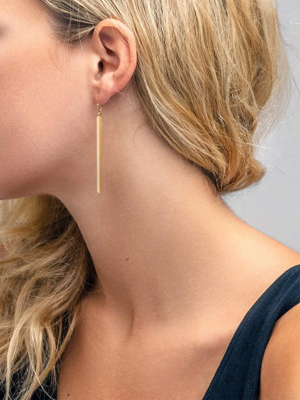 Aobei Pearl 18K Gold/Platimun Plated Brass Long Vertical Bar Drop Dangle Earring Minimal Hanging Earrings Geometric jewelry for Women