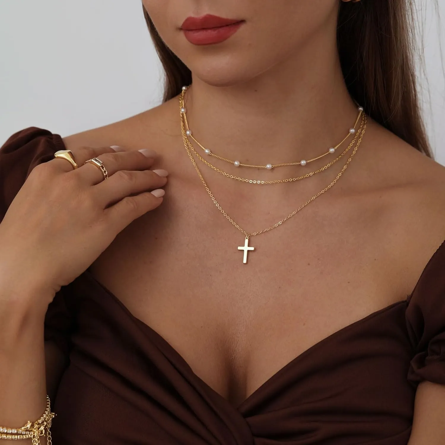ASCOMY Cross Necklace for Women 14K Gold & Silver Plated Cross Pendant Necklace Trendy Cross Pendant Chain Necklace Minimalist Daily Decoration Jewellery For Women Dainty Religious Gift