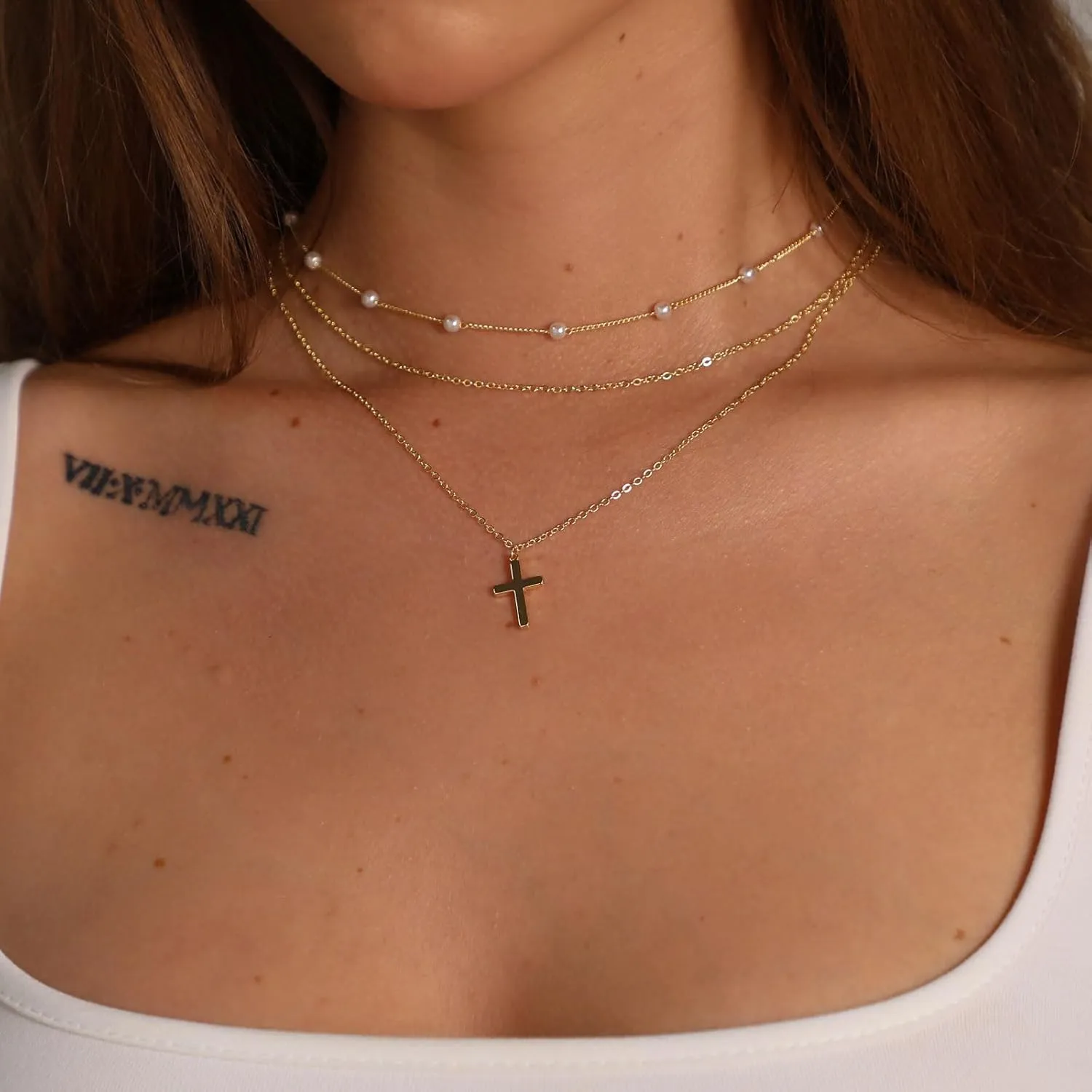 ASCOMY Cross Necklace for Women 14K Gold & Silver Plated Cross Pendant Necklace Trendy Cross Pendant Chain Necklace Minimalist Daily Decoration Jewellery For Women Dainty Religious Gift