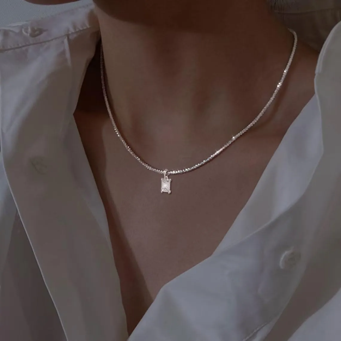 CAROVO Gold Necklace for Women,Dainty Gold Necklaces 14k Gold Plated Diamond Necklaces Cute CZ Solitaire Choker Necklaces for Women Simple Cubic Zirconia Pendant Necklace Trendy Jewelry Gifts