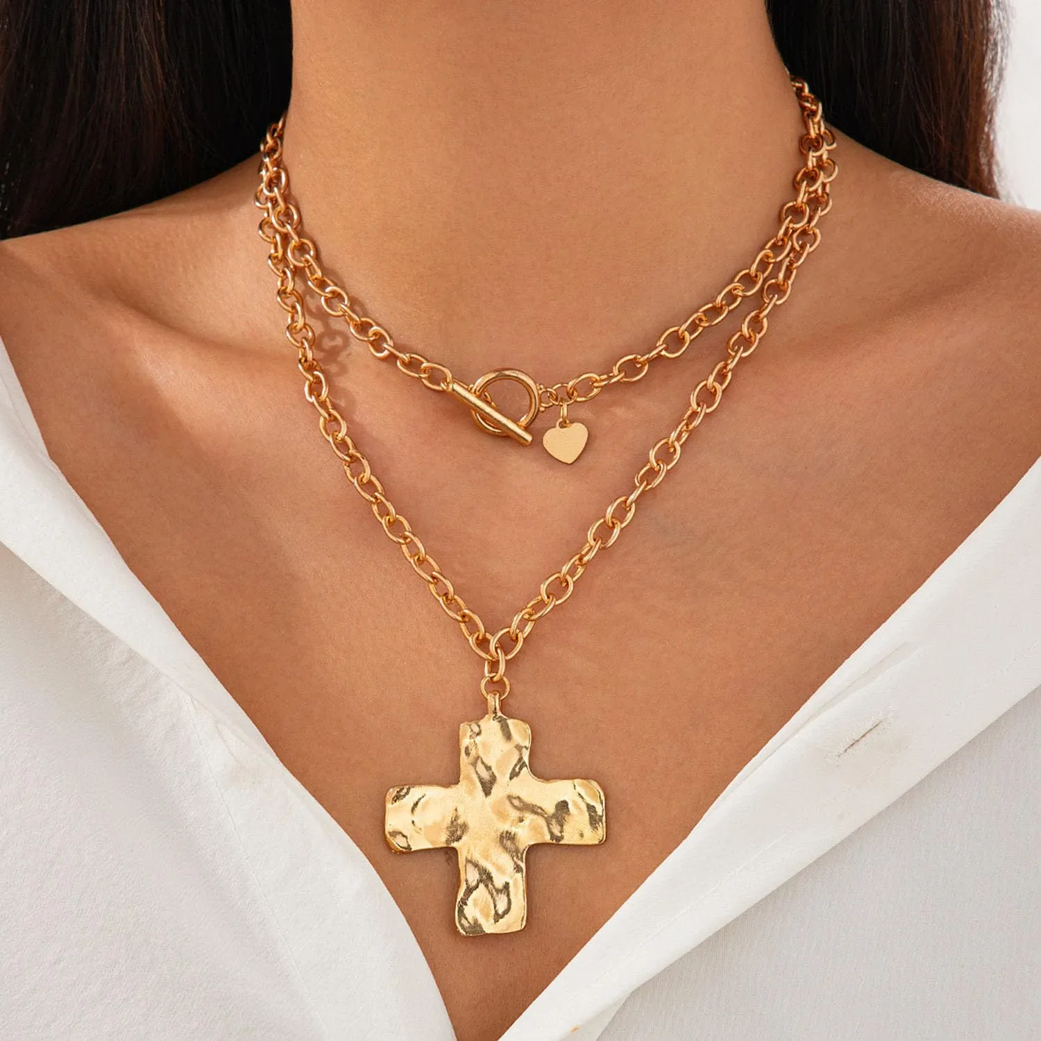 Chunky Cross Pendant Necklace Gold Cross Statement Necklace Chunky Chain Necklaces Vintage Gold Layered Necklaces for Women Men Jewelry
