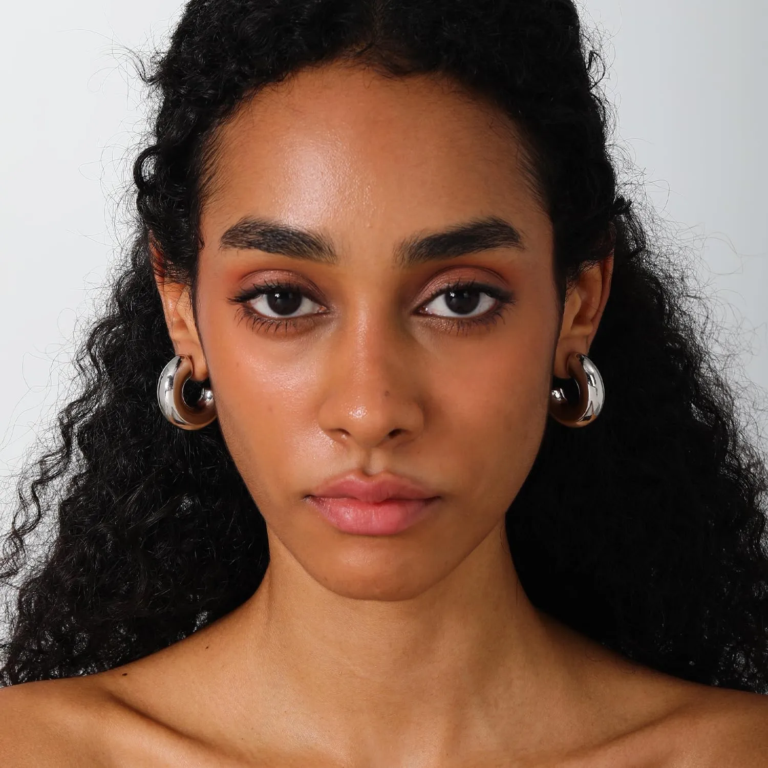 Chunky Hoop Earrings for Women 14K Gold Huggie Hoop Earrings Open Hoops Hypoallergenic Lightweight Earring Jewelry for Women