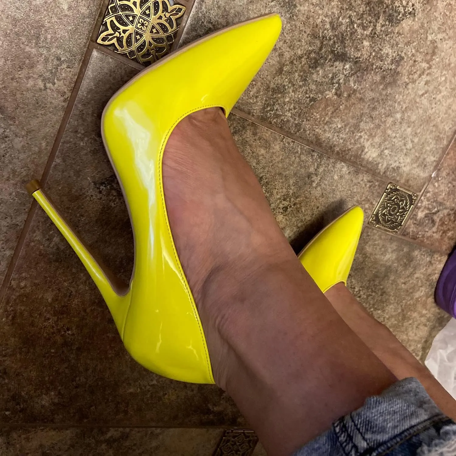 GENSHUO Women's 4.7 Inch Pumps Pointy Closed Toe Stiletto Sexy High Heels Slip on Porm Party Wedding Dress Shoes