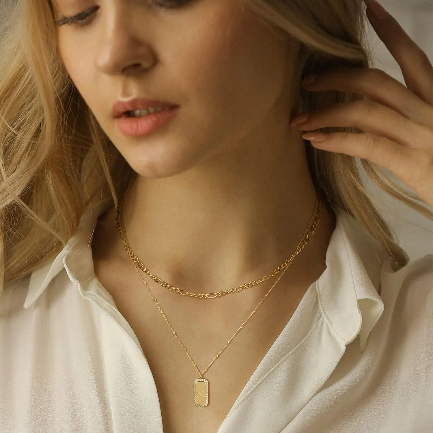 Gold Initial Necklace for Women 14K Gold Plated Figaro Chain Choker Layered Necklaces Set Bar Rectangle Pendant Necklaces Simple Dainty Letter Necklace Everyday Gold Jewelry