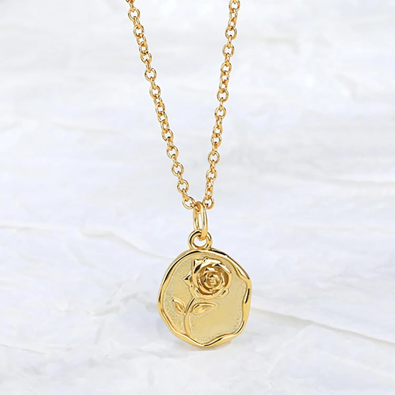 Gold Pendant Necklace for Women 18K Gold Plated Dainty Gold Necklace for Women, Jewelry Gift for Her