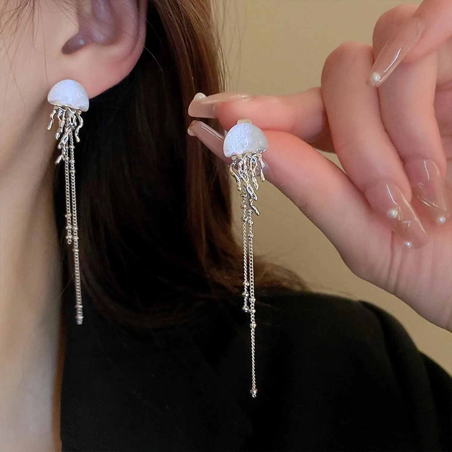 Jellyfish Earrings for Women Trendy Colorful Acrylic Jellyfish Earrings Silver Long Chain Tassel Earrings Vacation Ocean Beach Earrings Summer Earrings for Women 2024