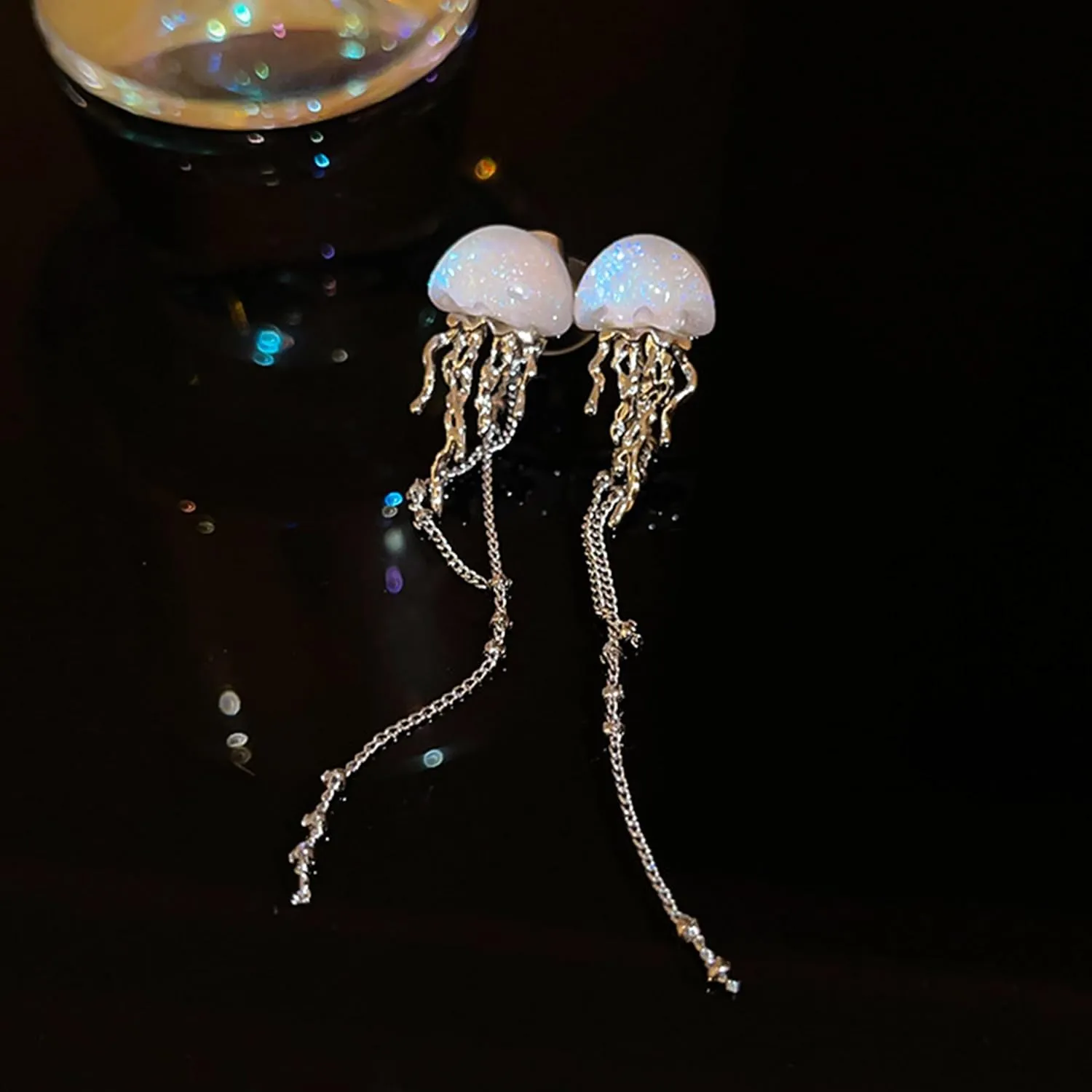 Jellyfish Earrings for Women Trendy Colorful Acrylic Jellyfish Earrings Silver Long Chain Tassel Earrings Vacation Ocean Beach Earrings Summer Earrings for Women 2024