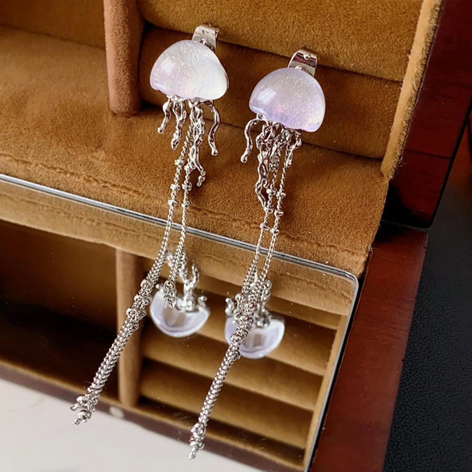 Jellyfish Earrings for Women Trendy Colorful Acrylic Jellyfish Earrings Silver Long Chain Tassel Earrings Vacation Ocean Beach Earrings Summer Earrings for Women 2024