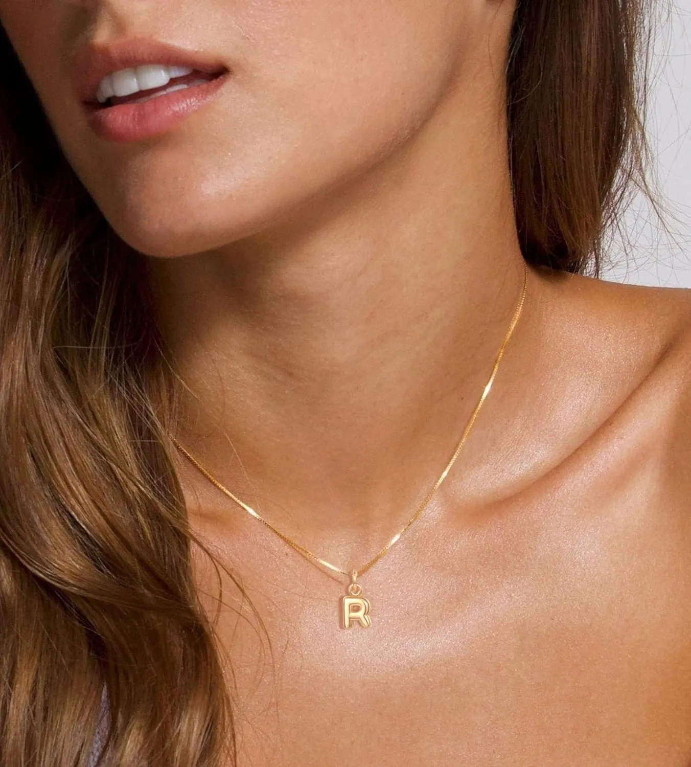 KOHOTA Gold Bubble Letter Necklace for Women 14k Gold Plated Balloon Initial Letter Pendant Necklace Personalized Dainty Tiny A-Z Name Charm Choker Necklace Simple Cute Trendy Jewelry Gift for Women