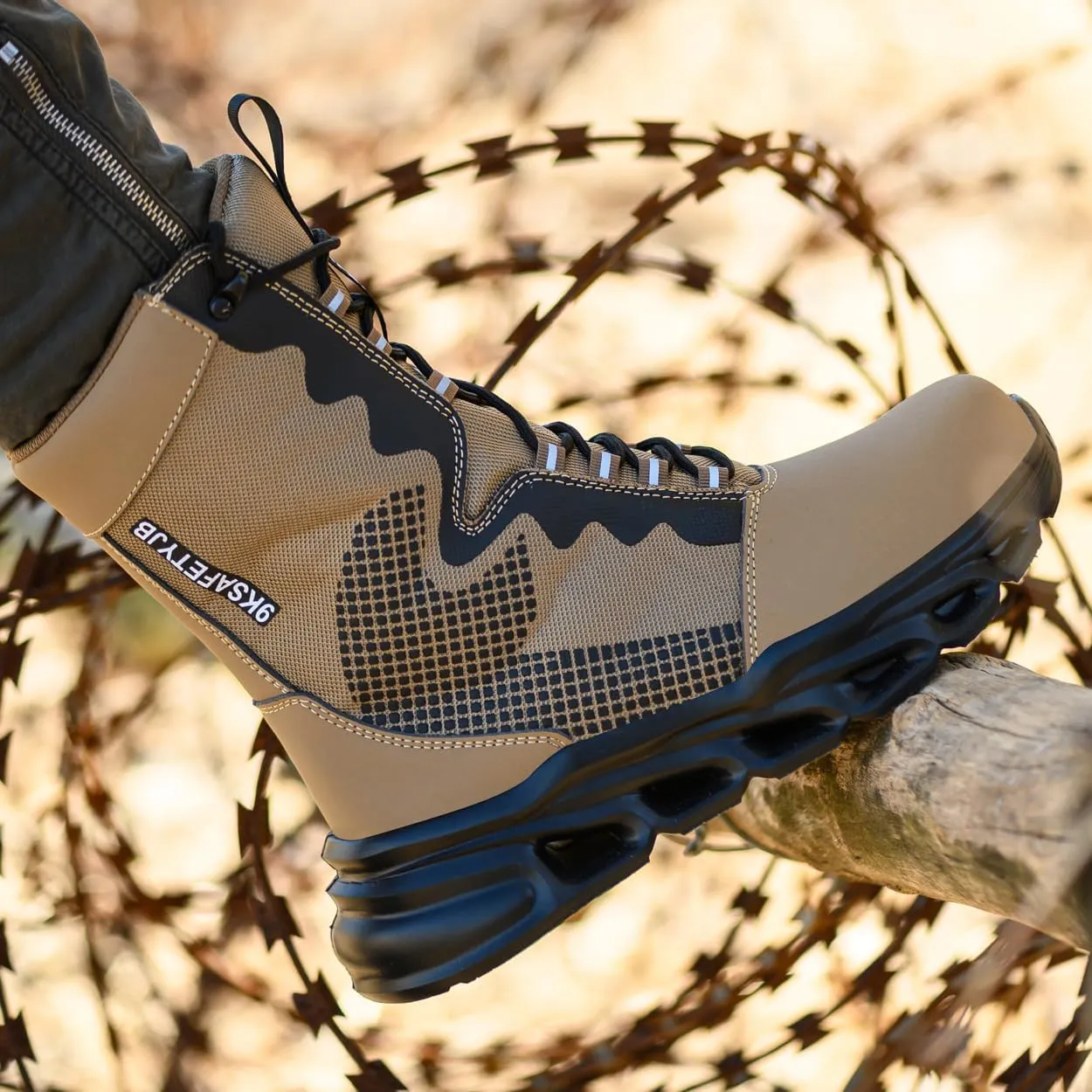 Men's Military Tactical boots Waterproof and dust proof work boots Desert boots Lightweight outdoor hiking boots Motorcycle shoes