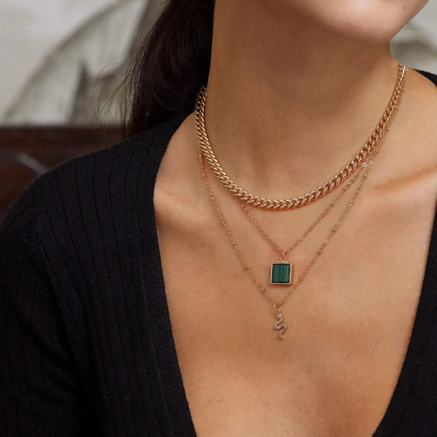 MJartoria Gold Layered Necklaces for Women Trendy Retro Emerald Pendant and Snake Pendant Necklace Dainty Chunky Chain Choker Necklaces Jewelry Birthday Gifts