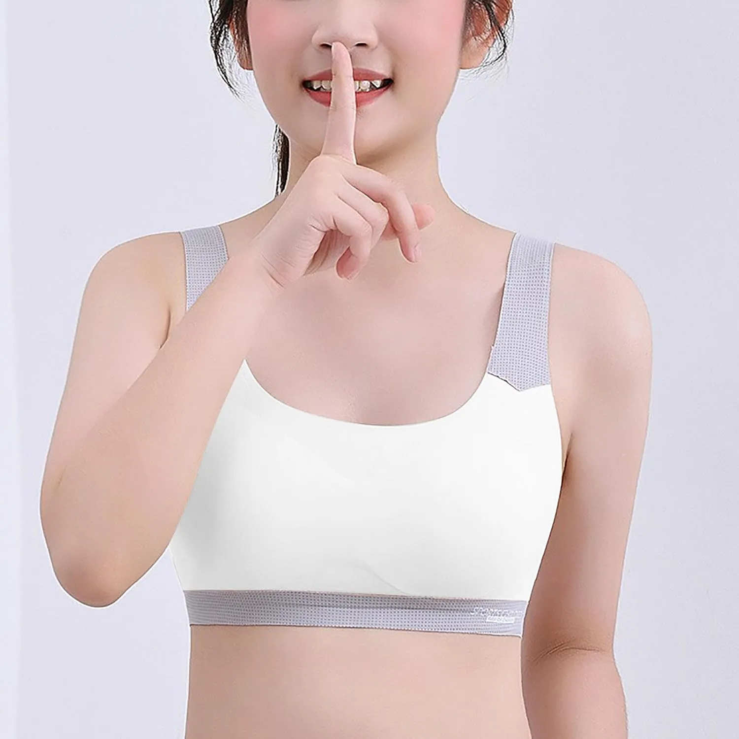 Teen Girl Bras Solid Colour Soft Ice Silk Wireless Bras with Support and Lift Seamless Comfort Soft Bras for Teen