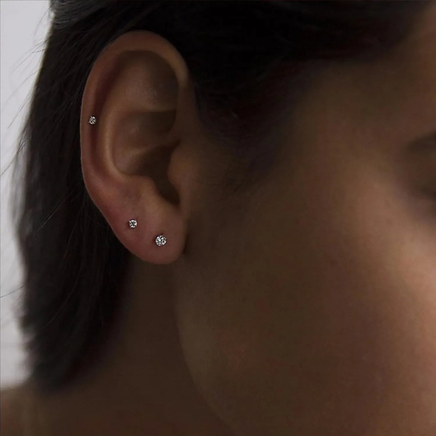 Titanium Earrings Push-in Threadless Flat Back Stud Earrings for Women Men, Cartilage Earring Hypoallergenic Cubic Zirconia Earrings Studs for Helix Tragus Piercing Jewelry