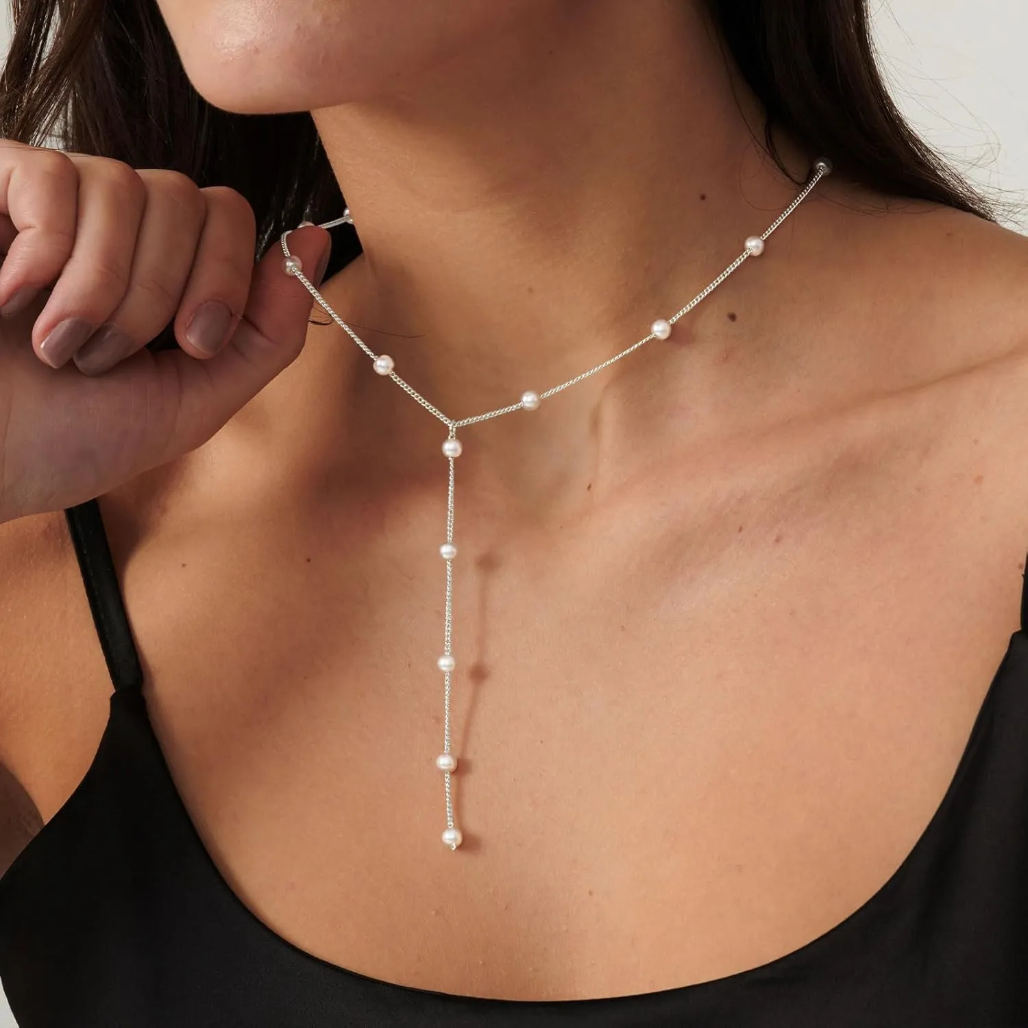 VRIUA Pearl Necklaces for Women - 14k Gold Plated Dainty Gold Pearl Necklace Simple Everyday Minimalist Necklaces for Women