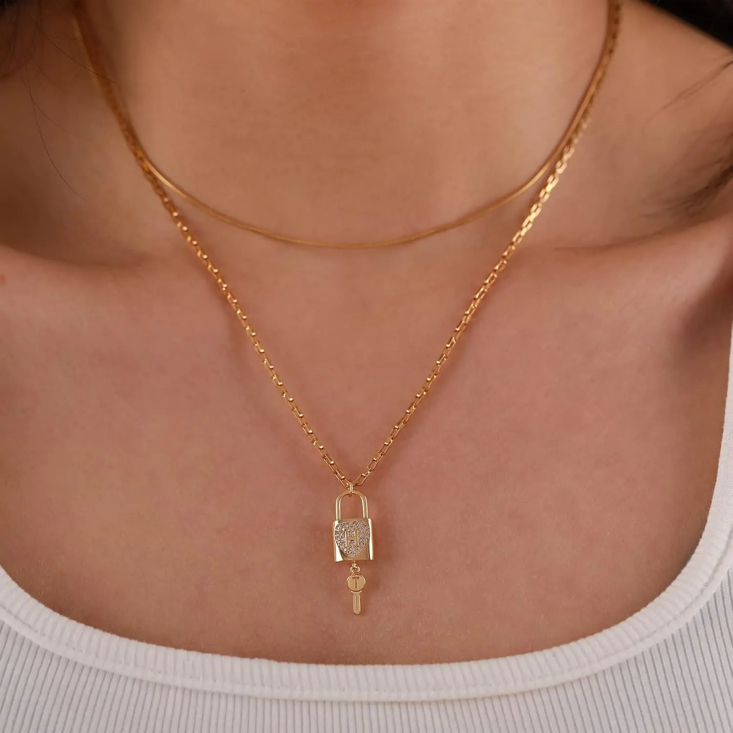 Wellike Necklaces for Women Gold Necklace for Women Initial Necklaces Custom 2pcs Layered Necklaces 18K Gold Jewelry Dainty Necklace Stainless Steel Chain Choker Necklace for Women