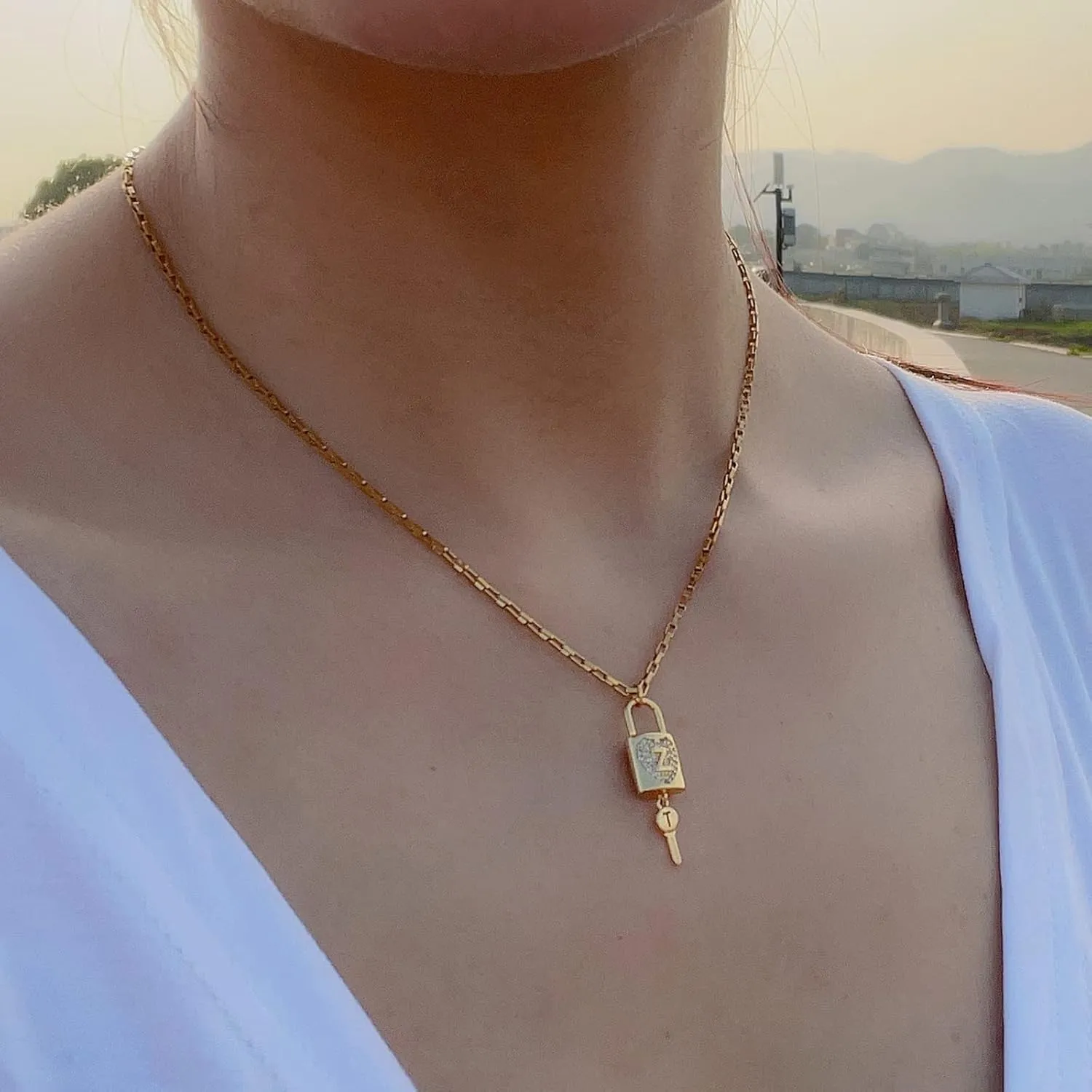 Wellike Necklaces for Women Gold Necklace for Women Initial Necklaces Custom 2pcs Layered Necklaces 18K Gold Jewelry Dainty Necklace Stainless Steel Chain Choker Necklace for Women