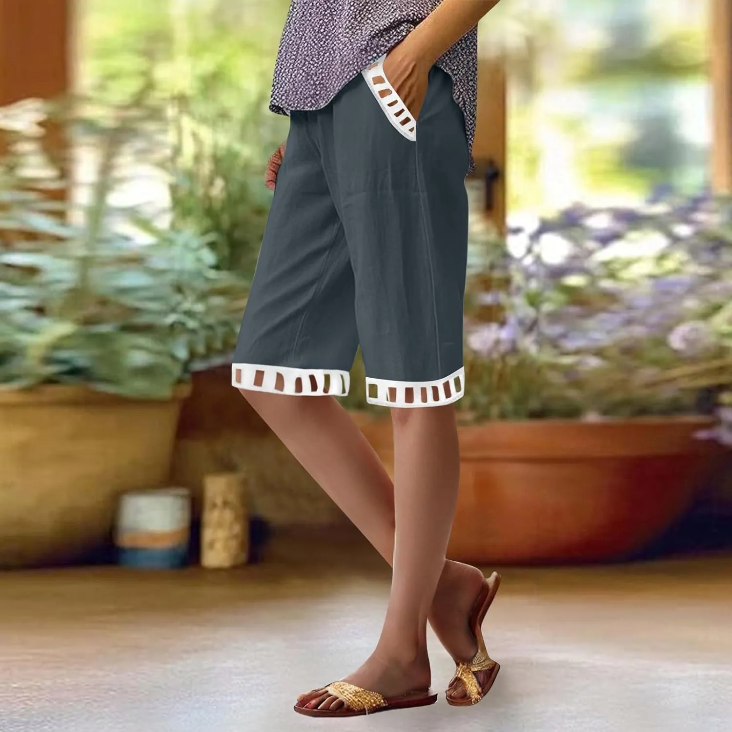 Women Summer Comfy Shorts Casual Solid Beach Bermuda-Shorts with Pocket, Ladies Elastic Waist Knee Length Short Pants