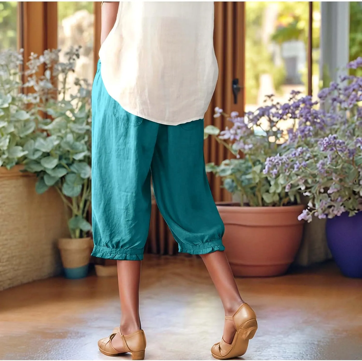 Womens Capris with Pockets 2025 Trendy Casual Linen Short Pants Lightweight Outdoor Hiking Pants Loose Beach Pants